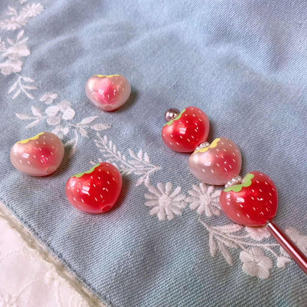 [販売]ハート ストロベリービーズ(デコ用かぎ針可能)